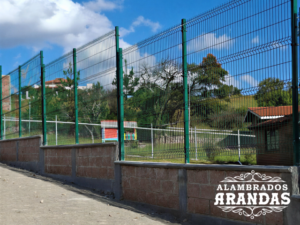 reja acero muro de block (pequeño)